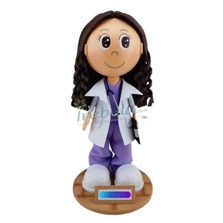 Fofucha médico/doctora con pijama lila